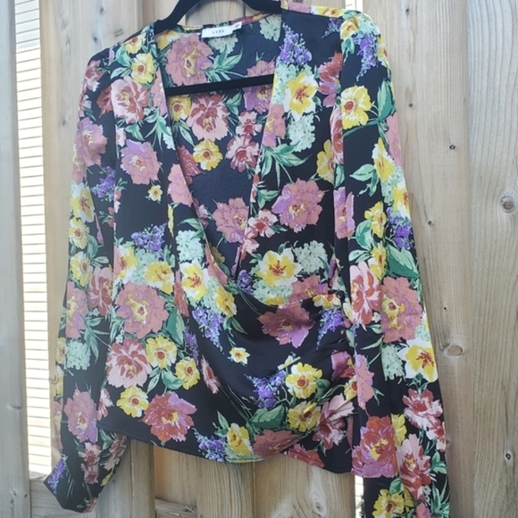 LUSH Floral Wrap Long Sleeve Blouse Medium - Picture 7 of 9